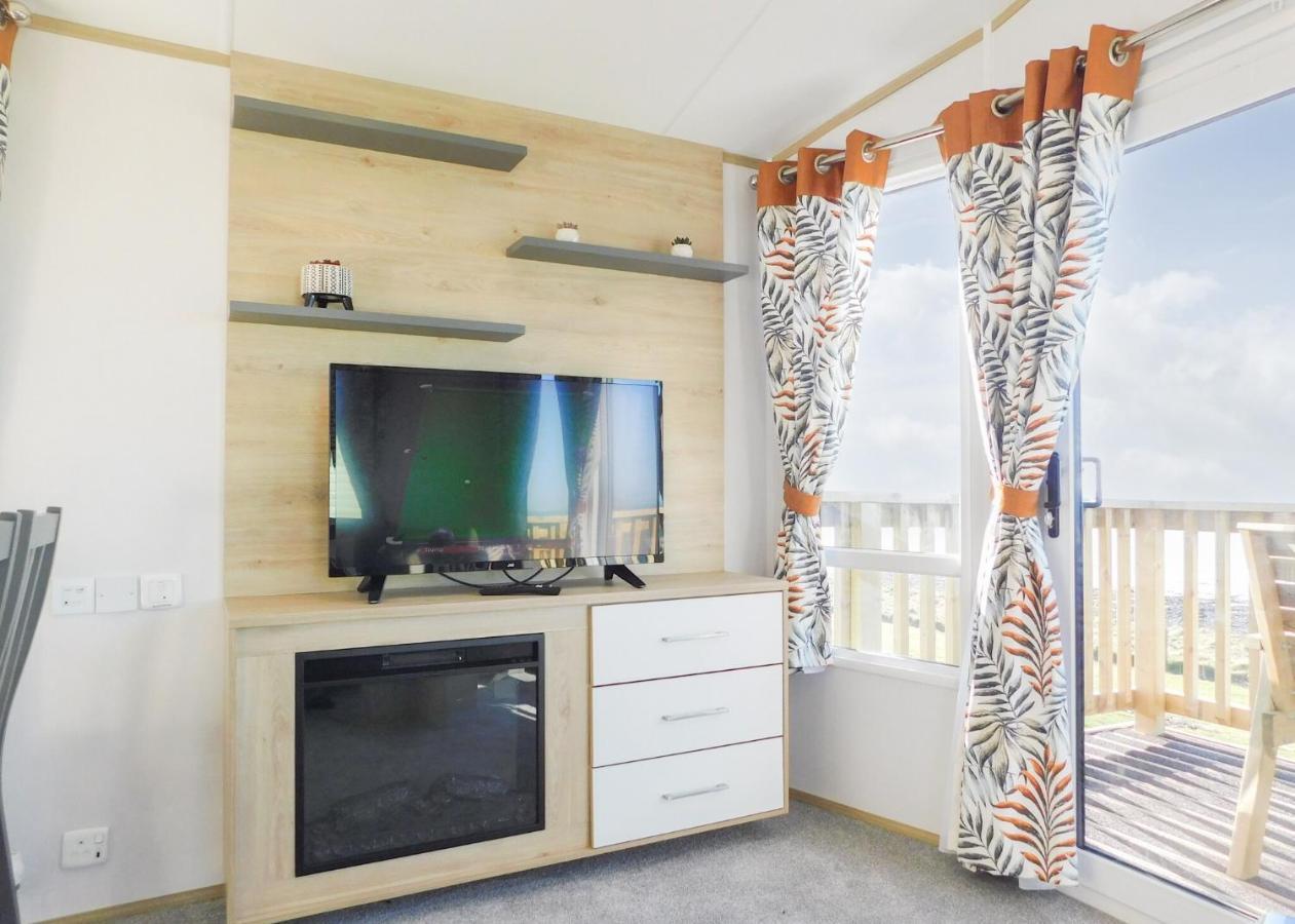 Morfa Bychan Holiday Park Llanychaiarn Екстериор снимка